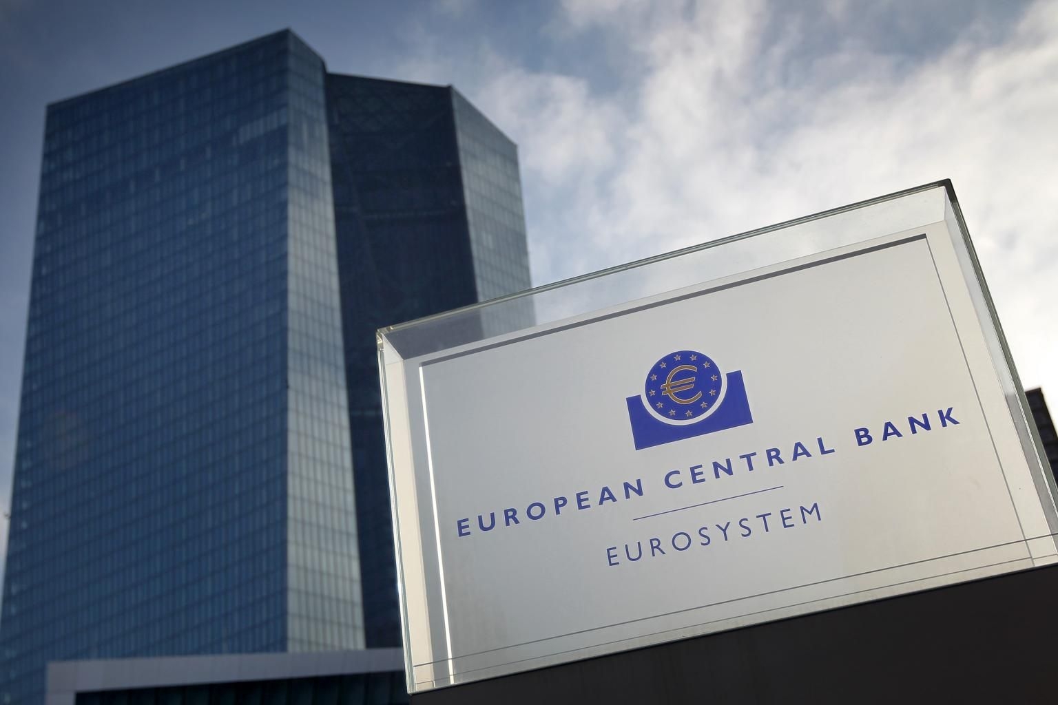Ρευστότητα €3,2 δισ. στις συστημικές τράπεζες από ΕΚΤ